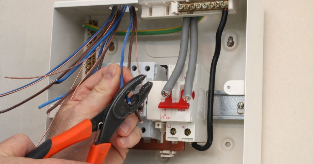 Circuitos e fiações elétricas em Natal